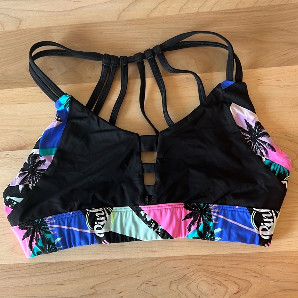 Victoria’s Secret PINK Sports Bra